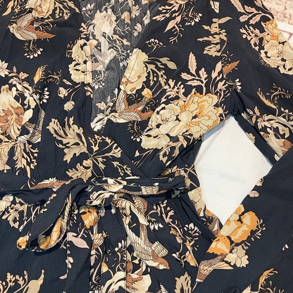 Spell Rosa Wrap Blouse - Picture 8 of 9